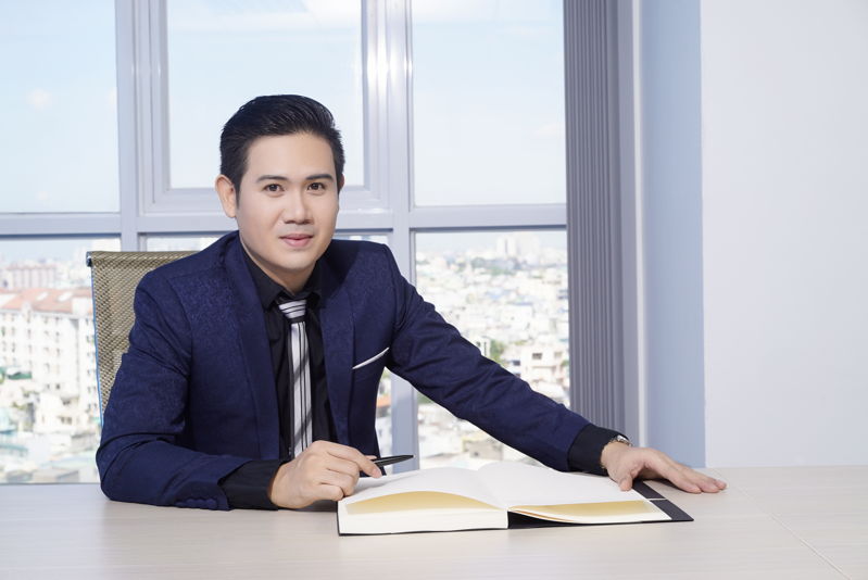CEO Phạm Văn Tam nuôi hoài bão đưa Asanzo thành Tập Đoàn điện tử đa ngành tại Việt Nam 
